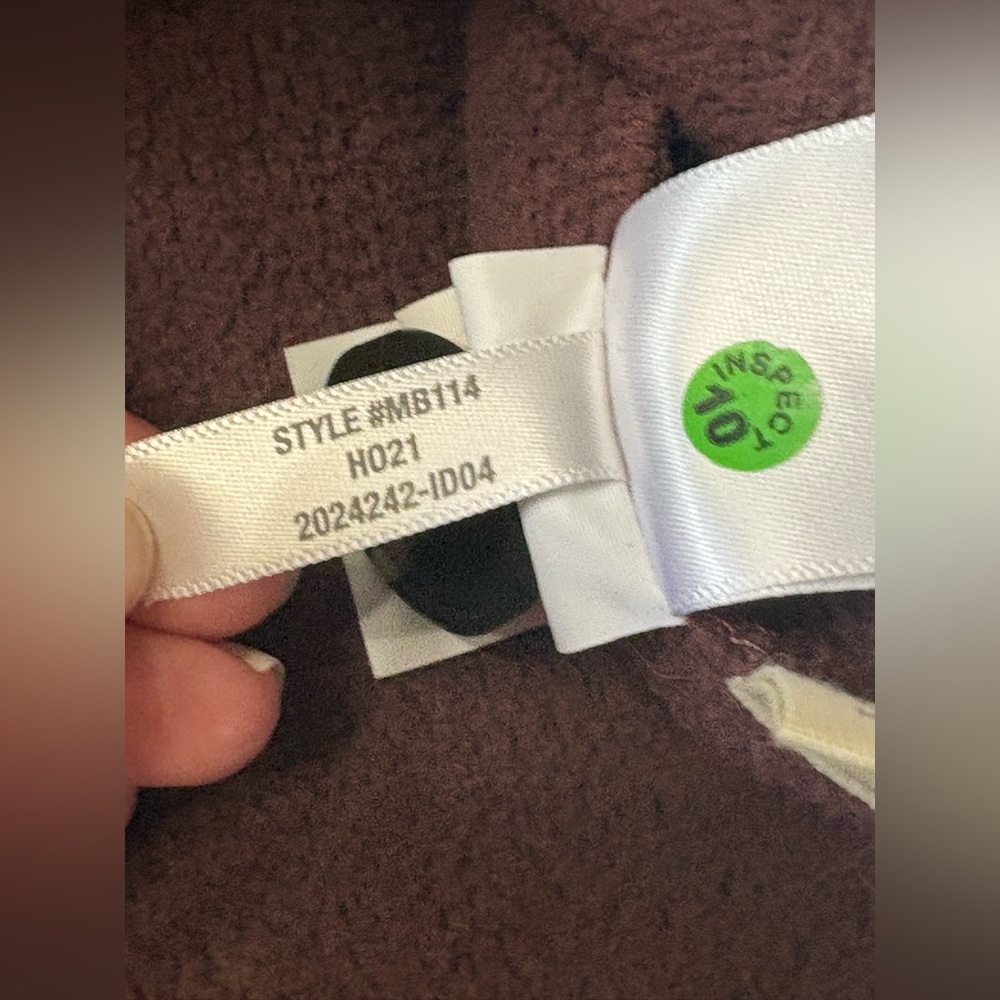 Madewell (Re)sourced Fleece Crop Cardigan in the color Dark Fig - Picture 5 of 8